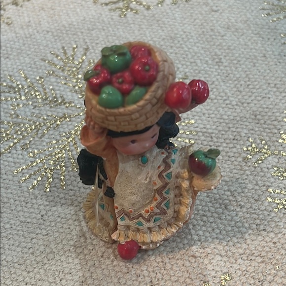 Friends of the Feather “She Who Shares Bushels” Vintage Enesco 1995 - Picture 5 of 16